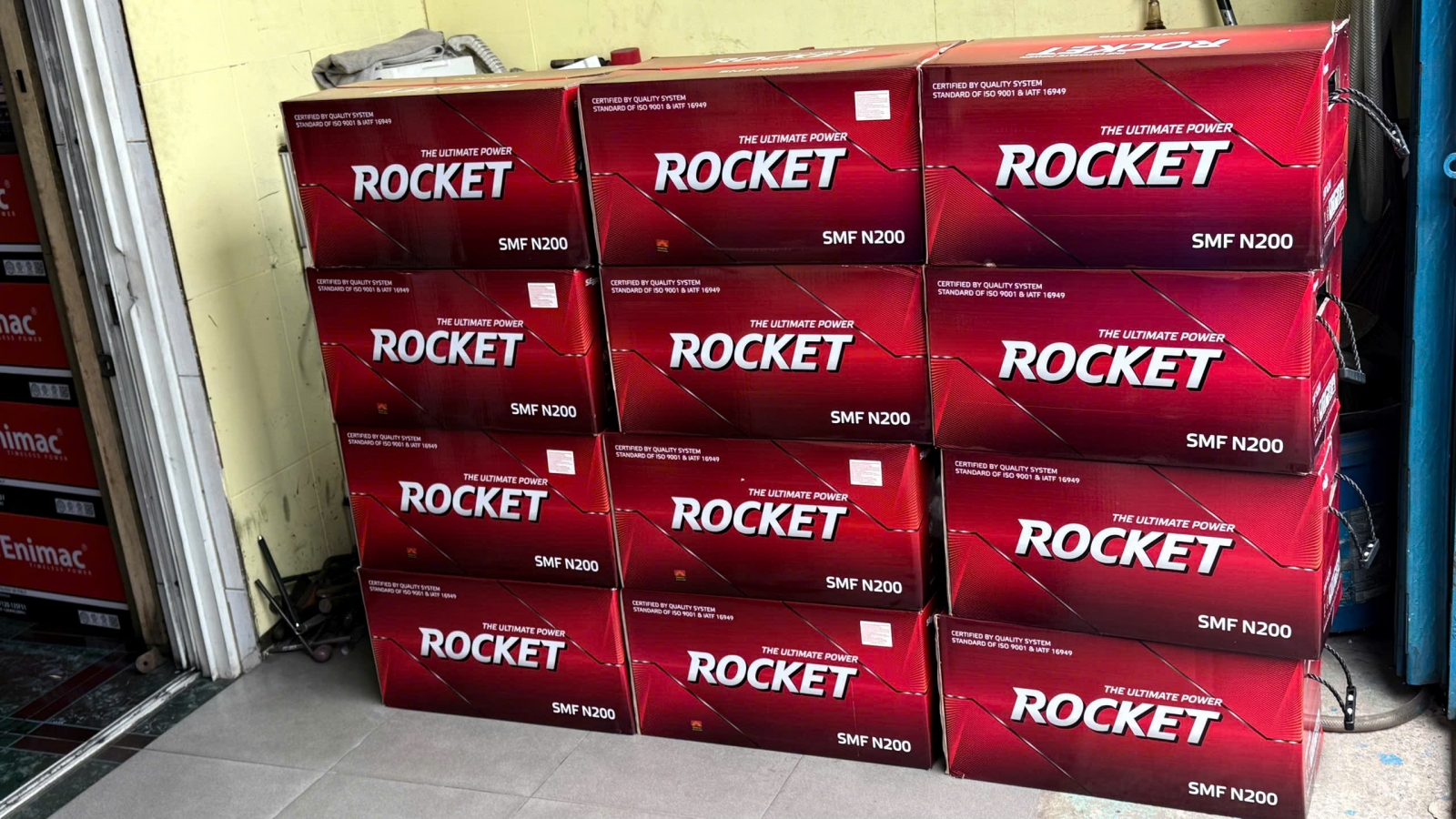 acquyrocketc-chuyen-dung-cho-xe-tai-tau-thuyen-xe-dau-keo-may-phat-dien